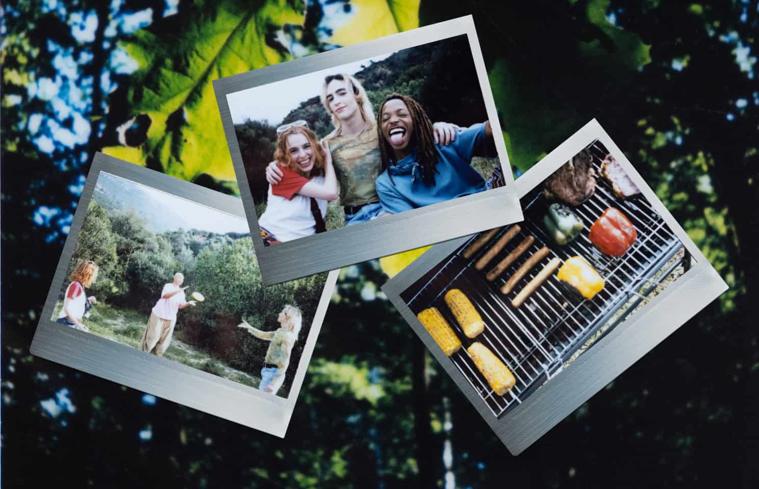 Article-Page_Product_Gift-Guide-2024_instax-mini-99-05