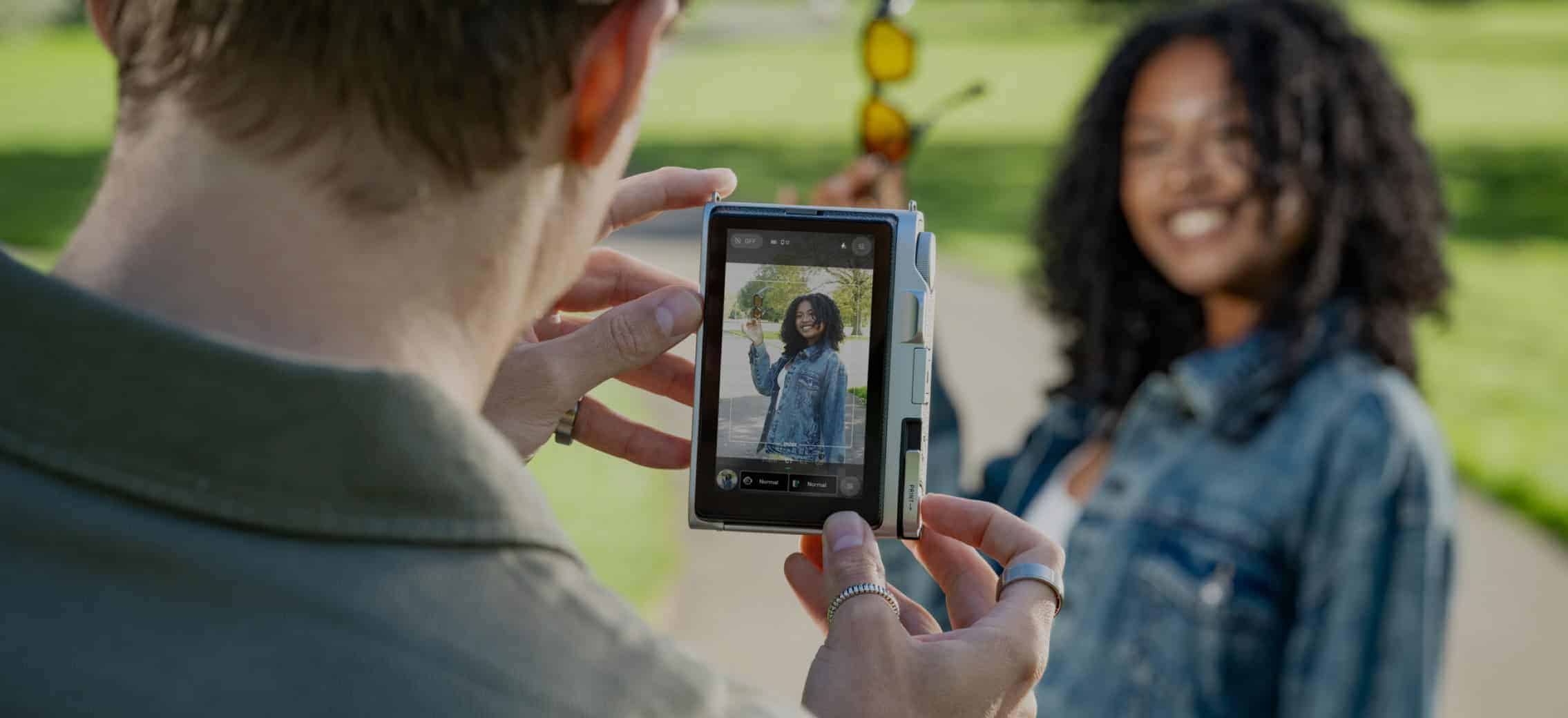 Instax-Mini-Evo2-Feature